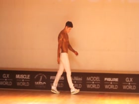 KOREAN BODYBUILDER